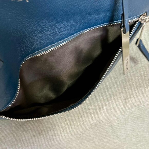 Tahari Blue Pebble Leather Zipped Tote Shoulder Bag - Picture 6 of 7